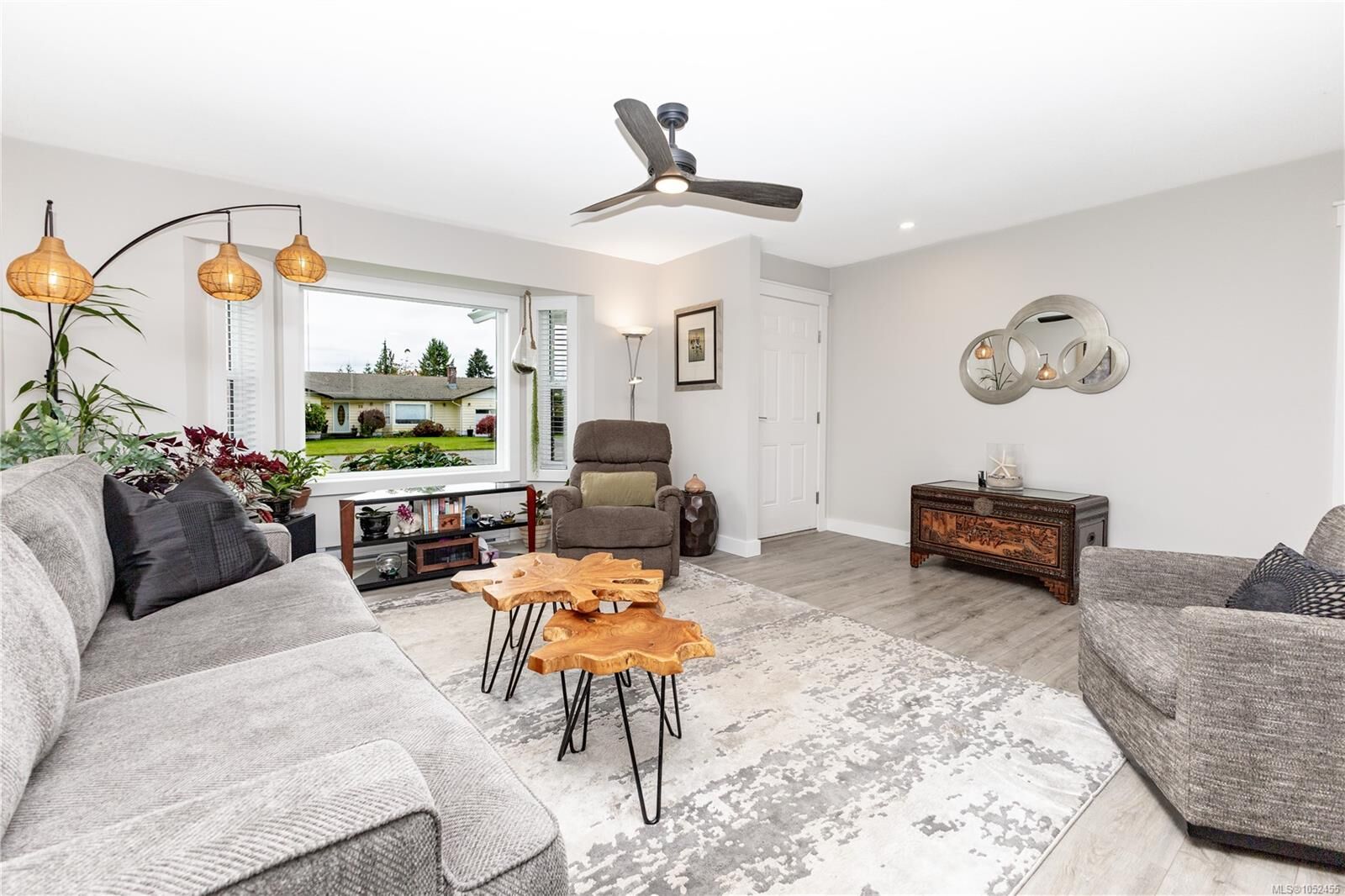 Property Photo: 32 Oregon Rd BC V9W 5T1