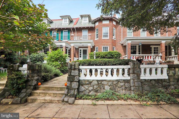 Property Photo:  2007 Klingle Road NW  DC 20010 