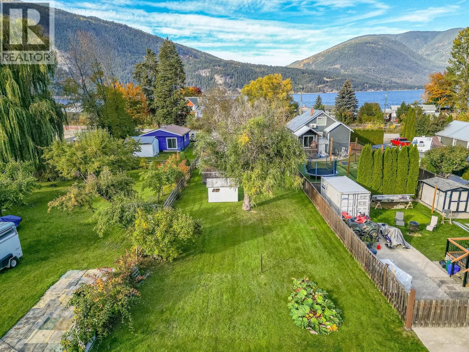 Property Photo:  4760 Canoe Beach Drive Drive Northeast  BC V0E 1K0 