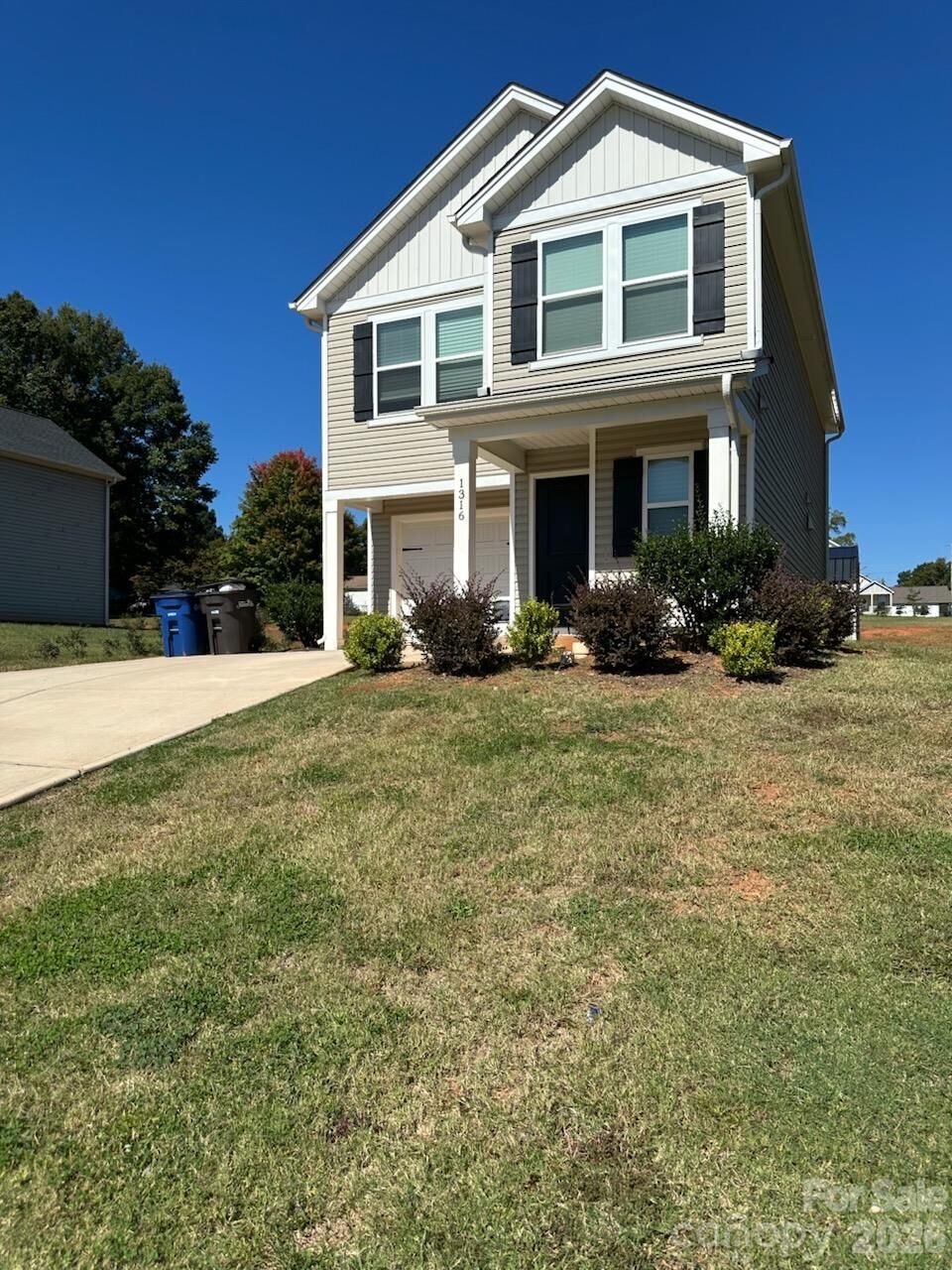 Property Photo:  1316 Yadkin Street  NC 28677 
