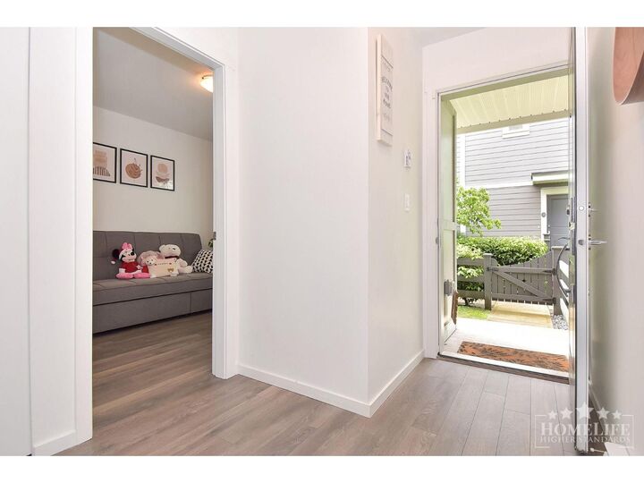 Property Photo:  15850 85 Avenue 39  BC V4N 6W2 