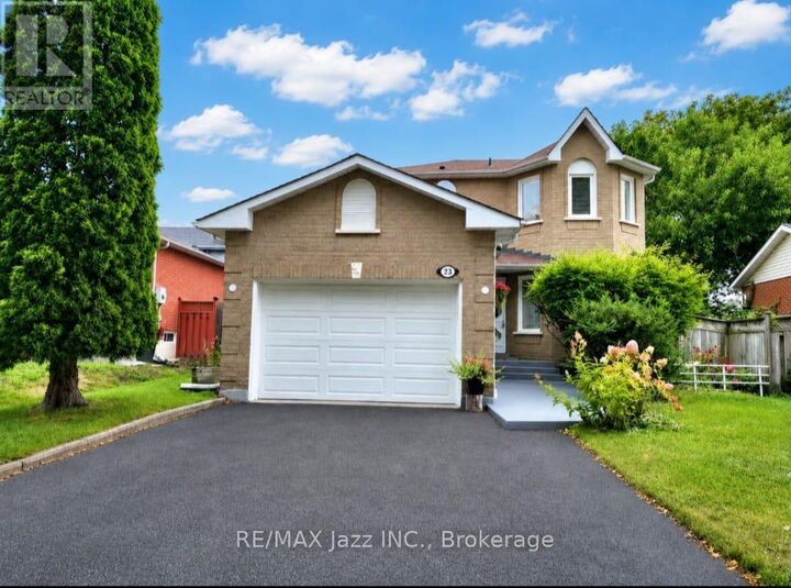 Property Photo:  23 Meredith Court  ON L1E 2V9 