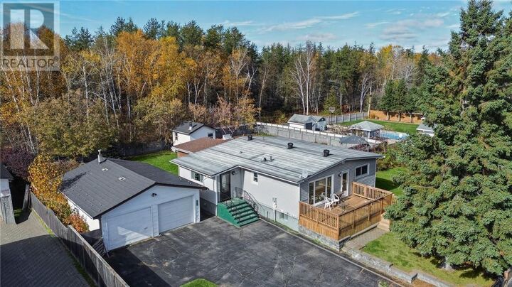 Property Photo:  3261 Elm Street  ON P3N 1G1 