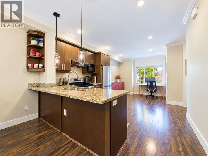 Property Photo: 9391 Alberta Road 4 BC V6Y 1T7