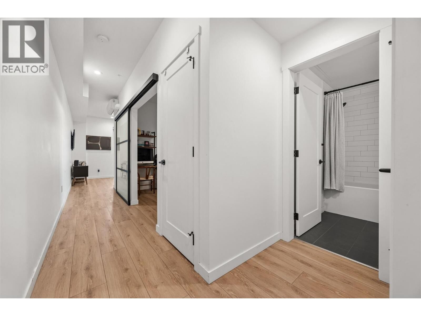 Property Photo: 660 Cawston Avenue 311 BC V1Y 9M1