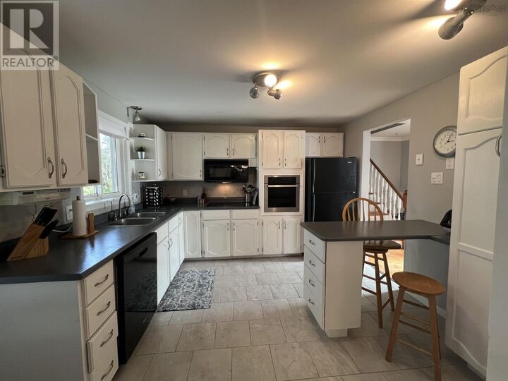 Property Photo: 13030 Highway 2 NS B6L 5C6