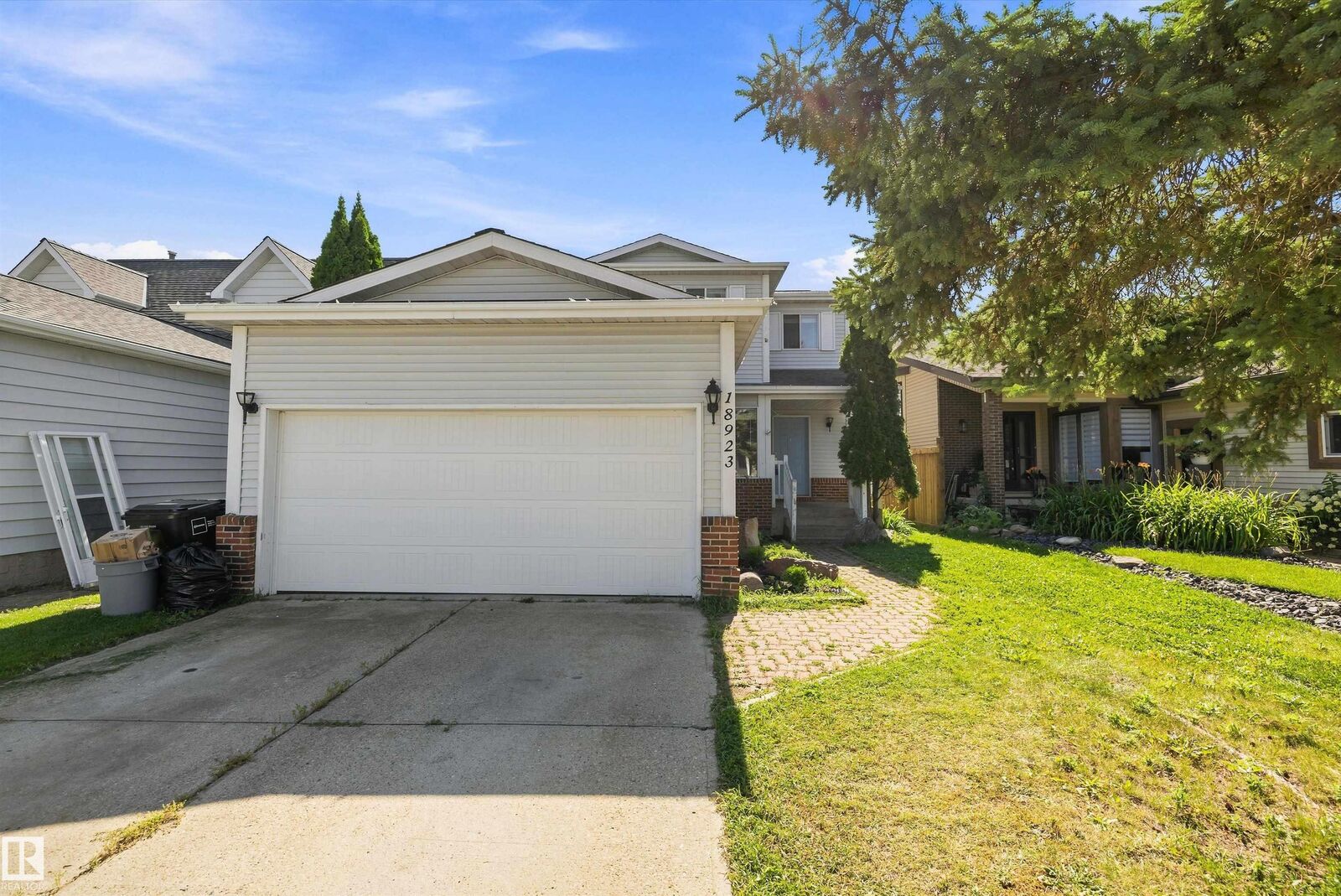 Property Photo:  18923 82 Avenue NW  AB T5T 5A3 