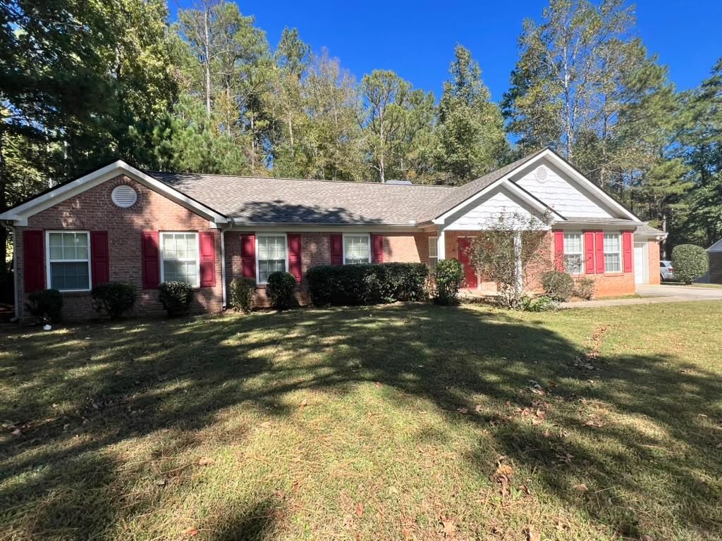 Property Photo:  745 Bishop Point  GA 30213 