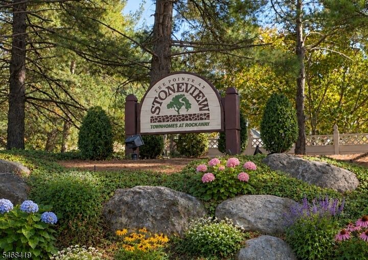 Property Photo: 92 Laurelwood Ct NJ 07866