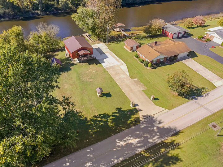 Property Photo: 449 Lakeside Drive KY 41339