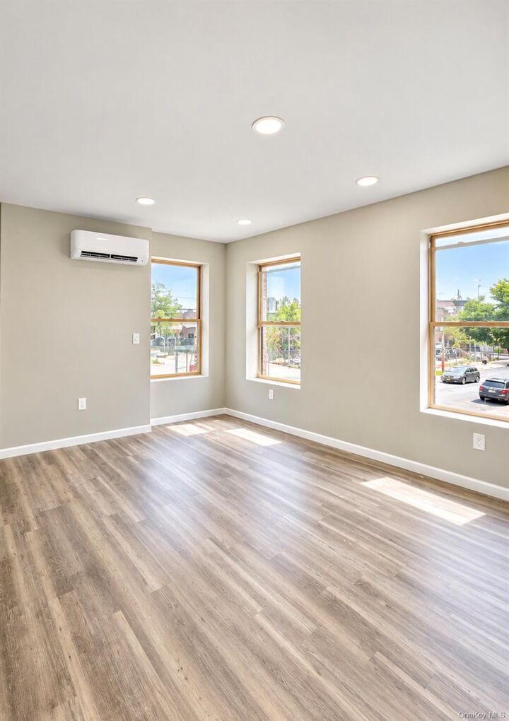 Property Photo:  199 Chambers Street 2  NY 12550 