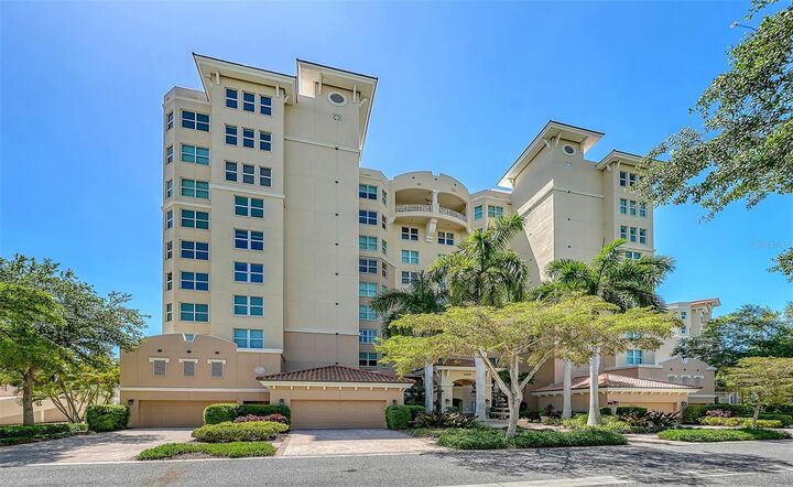 Property Photo: 409 N Point Road 601 FL 34229
