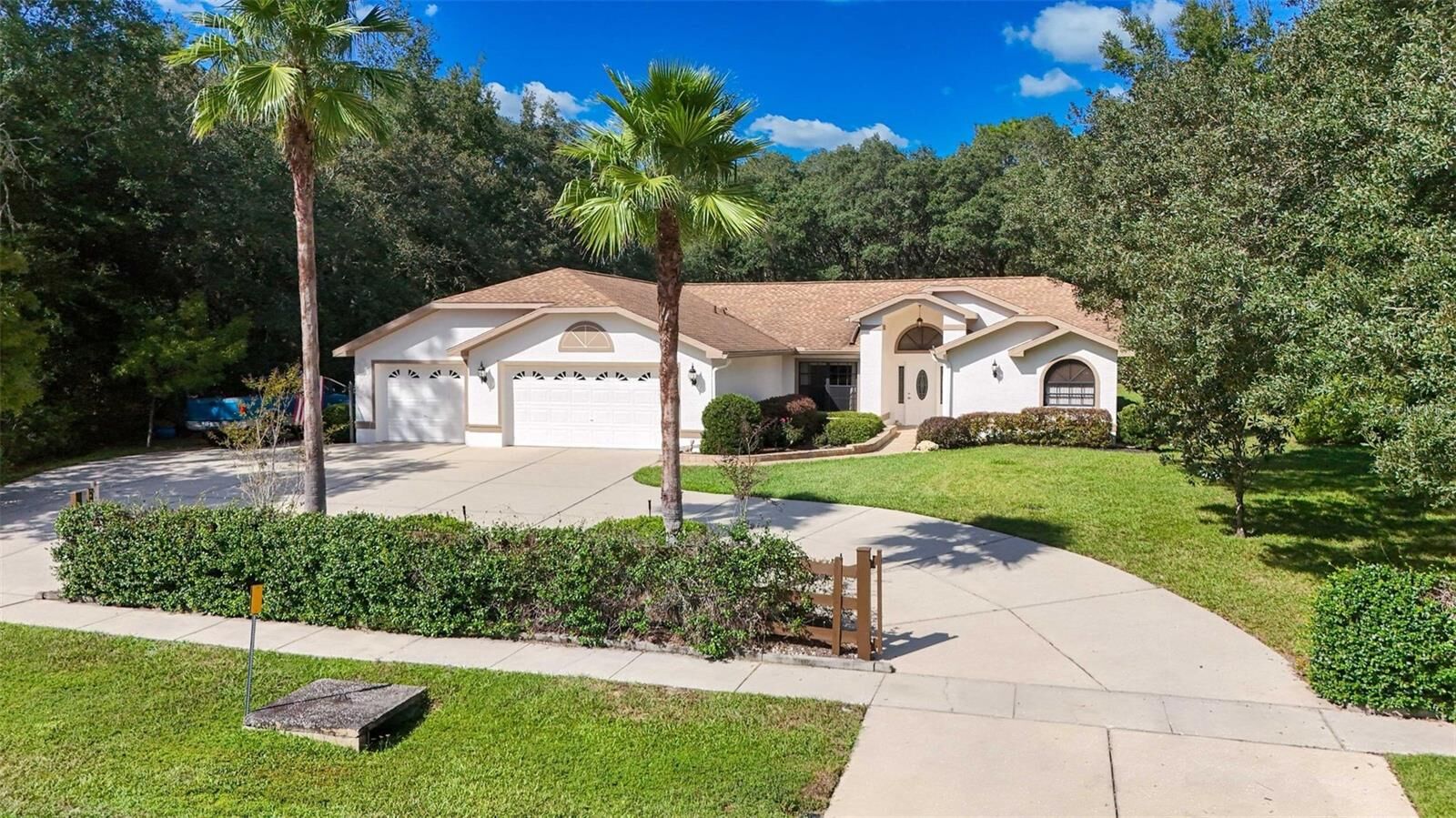 Property Photo:  3355 W Birds Nest Drive  FL 34465 