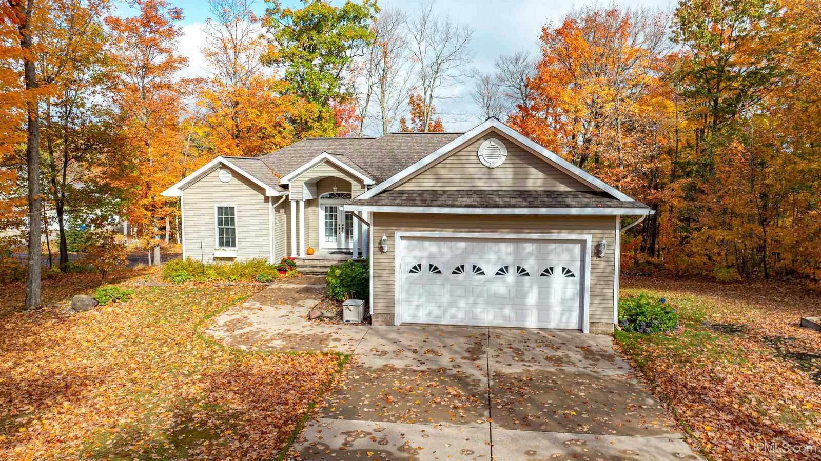 Property Photo: 1802 Robindale Drive MI 49931