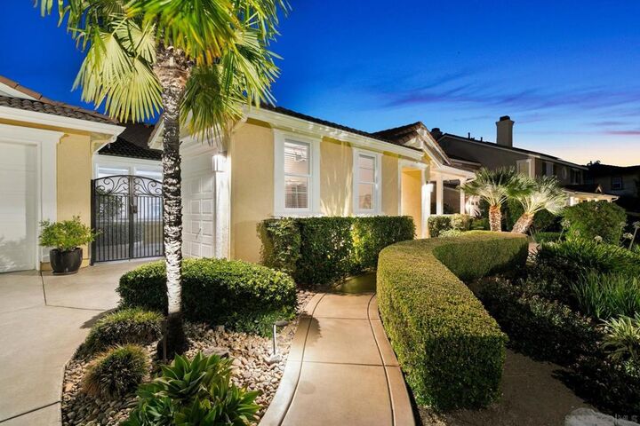 Property Photo:  10540 Pinion Trl  CA 92026 
