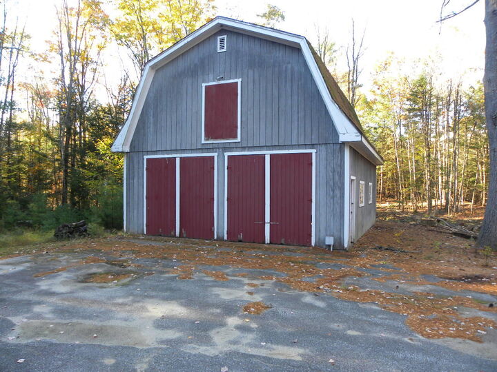 Property Photo:  392 Foss Road  ME 04048 