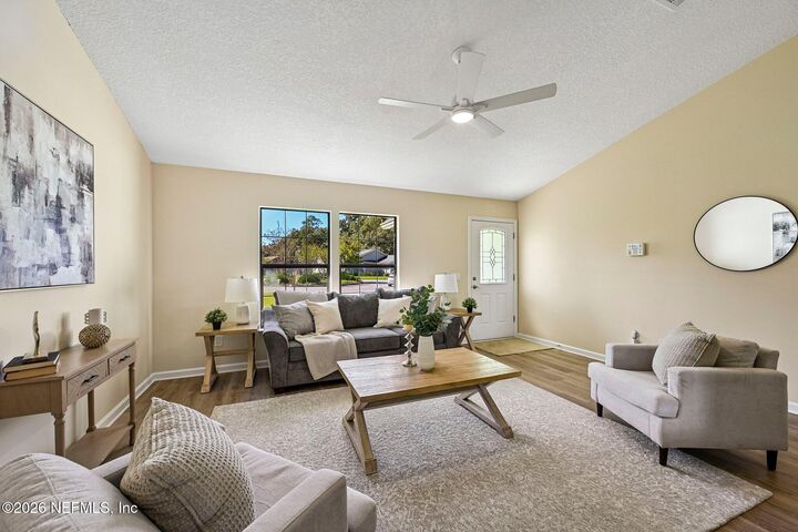 Property Photo:  10523 Rocky Garden Lane  FL 32257 