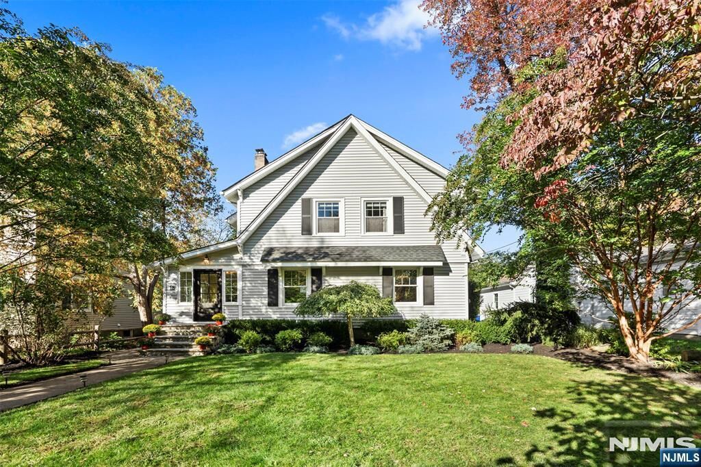 Property Photo: 15 Randolph Place NJ 07450