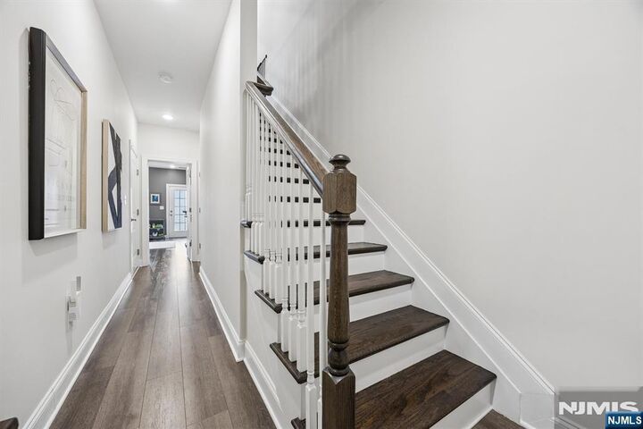 Property Photo:  206 Abbe Road  NJ 07424 