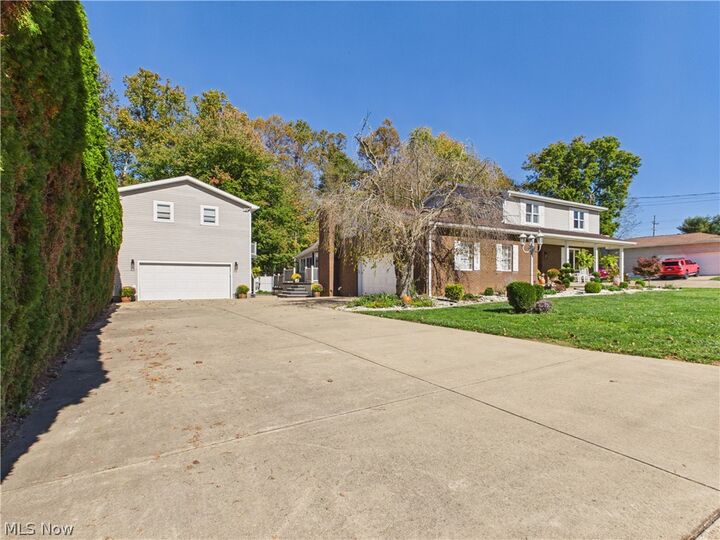 Property Photo:  64 Walnut Grove  WV 26181 