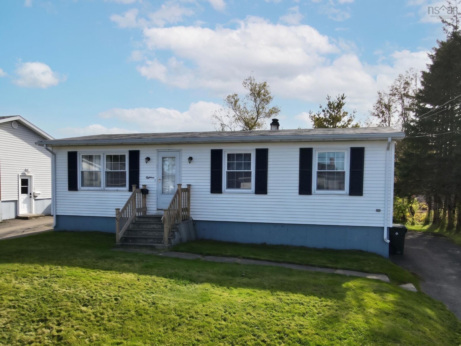 Property Photo: 18 Laben Drive NS B1S 3A5