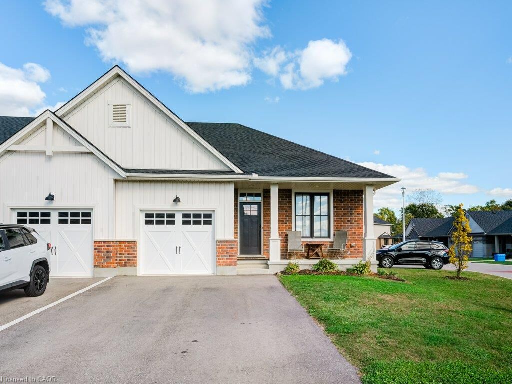 Property Photo: 102 Livingston Drive ON N4G 0J3