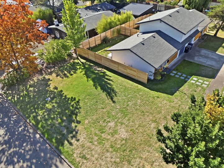 Property Photo: W 25th Avenue OR 97405