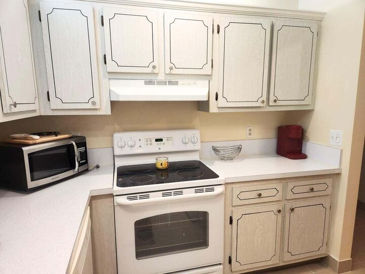 Property Photo:  2920 SW 15th Street 202  FL 33445 