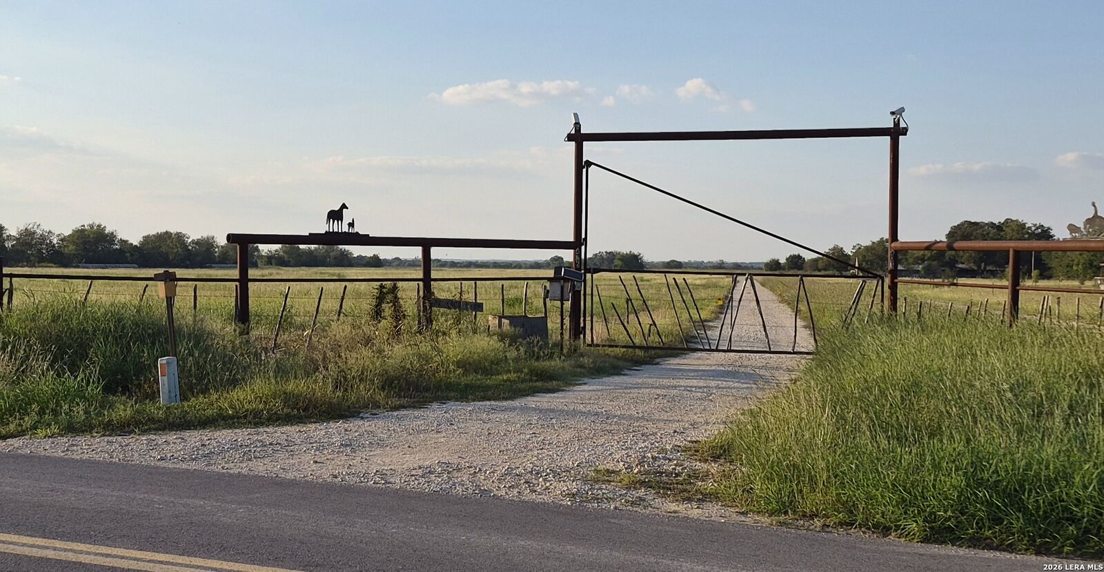 Property Photo:  4190 Lower Seguin Rd  TX 78108 