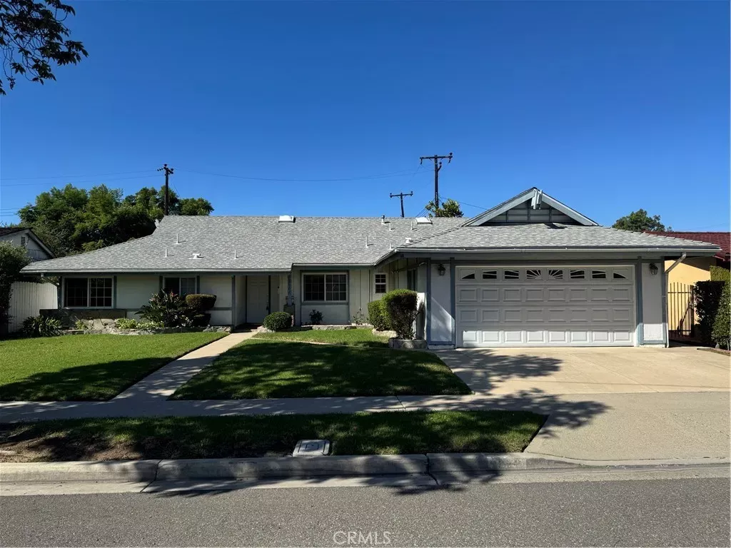 Property Photo: 2873 Drake CA 92626