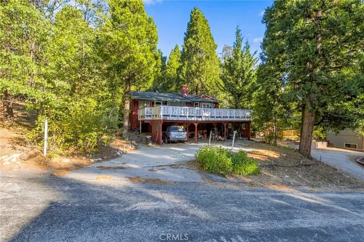 Property Photo:  31136 Mountain Oak Drive  CA 92382 