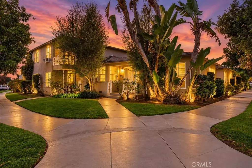 Property Photo:  1232 Devon  CA 90024 
