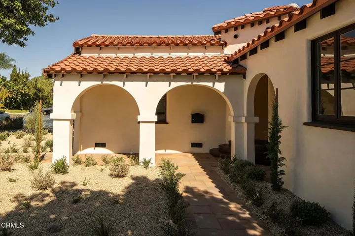 Property Photo:  1762 Alvira Street  CA 90035 