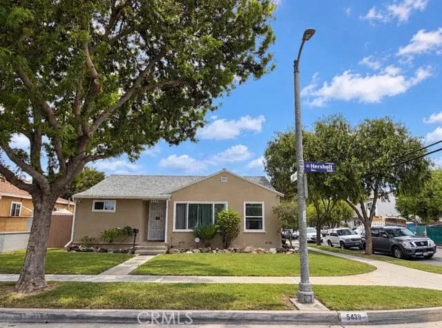 Property Photo:  5439 Hersholt  CA 90712 