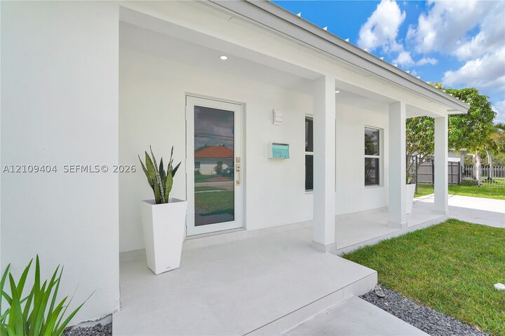 Property Photo:  10730 SW 48th Ter  FL 33165 
