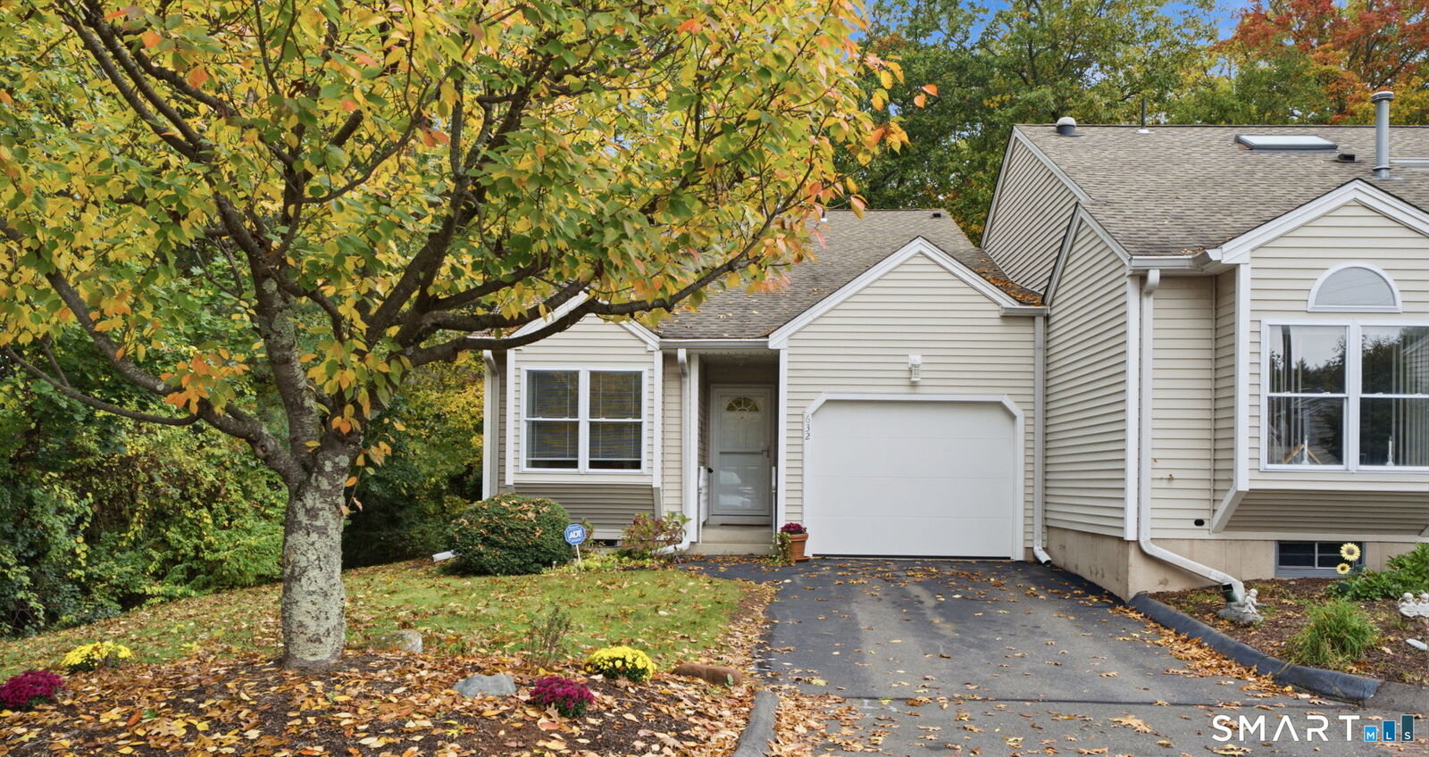 Property Photo:  632 Overlook Path 632  CT 06489 