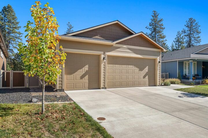 Property Photo: 2905 S Custer Ln WA 99223