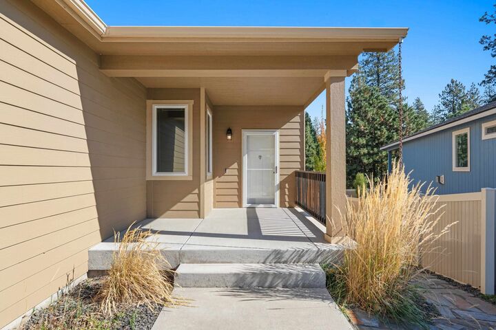 Property Photo:  2905 S Custer Ln  WA 99223 