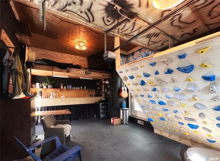 Property Photo:  1804 Belfast Avenue  SK S7M 0L8 