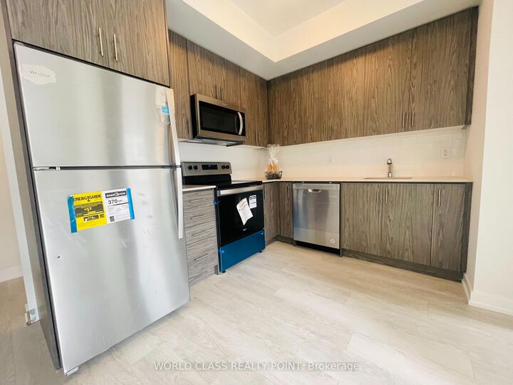 Property Photo:  3546 Colonial Drive 25  ON L5L 0C1 