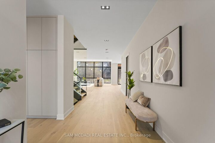 Property Photo:  362 Meadow Wood Lane  ON L5J 2S9 
