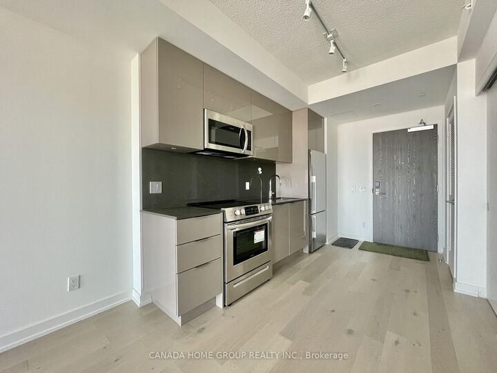 Property Photo:  25 Richmond Street E 3201  ON M5C 0A6 