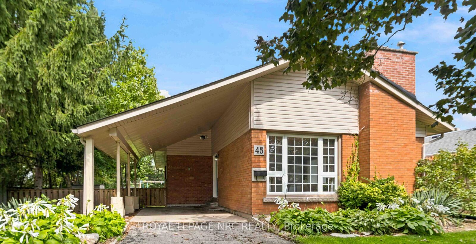 Property Photo:  45 Woodcroft Crescent  ON L3C 2H6 