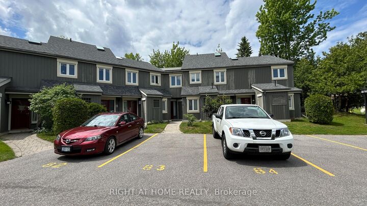 Property Photo:  38 Dawson Drive 83  ON L9Y 5B4 
