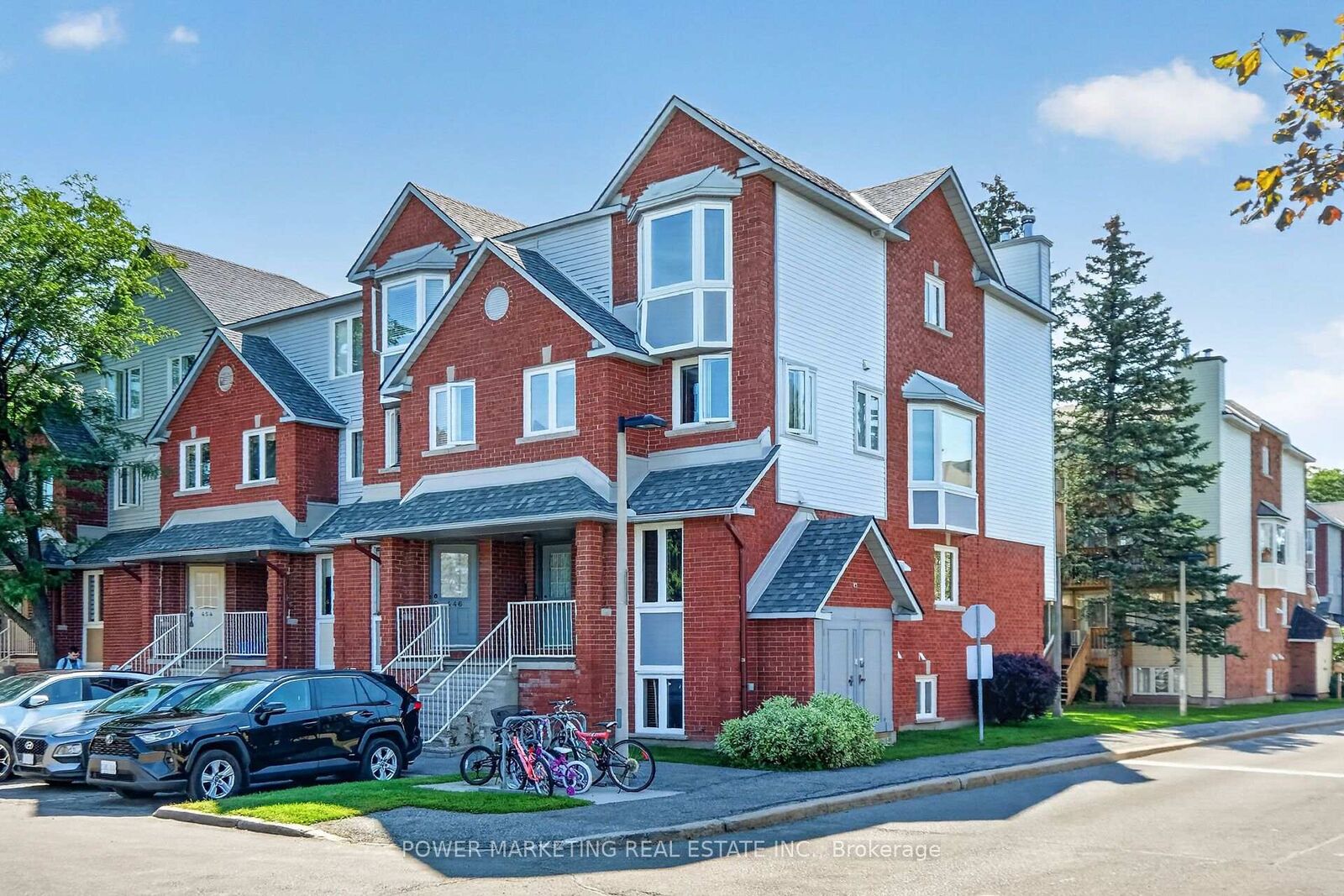 Photo de la propriété:  442 Briston Private  ON K1G 5R4 