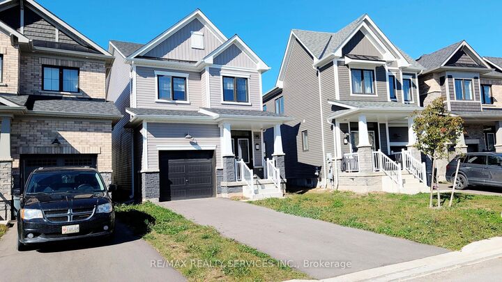 Property Photo:  21 Keelson Street Upper  ON L4B 0M2 