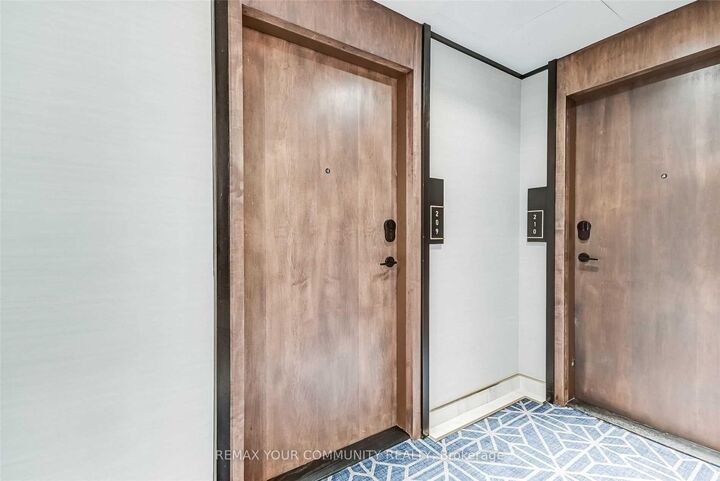 Property Photo:  120 Eagle Rock Way 209  ON L6A 5C2 
