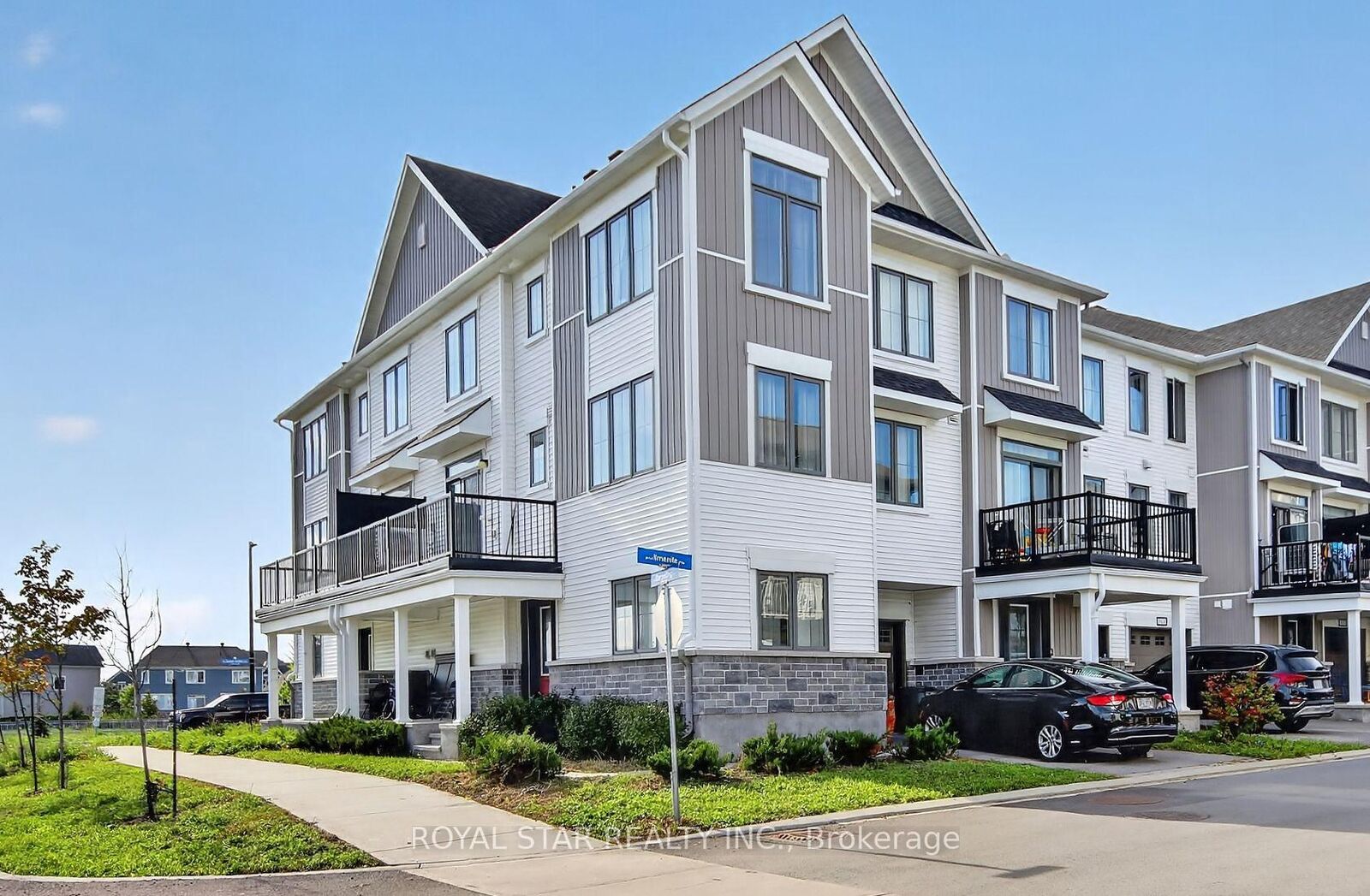 Property Photo:  318 Ilmenite Private  ON K2J 7C8 