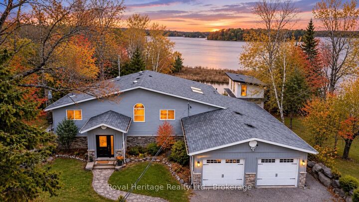 Property Photo:  202 Sumcot Drive  ON K0L 1J0 