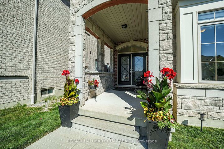 Photo de la propriété:  1709 Emberton Way  ON L9S 0N4 